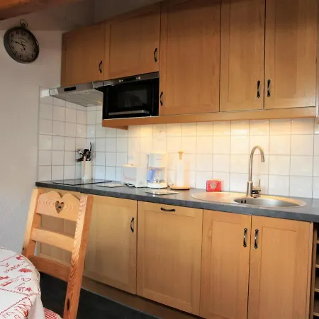 Renove Pour 4 Pers Avec Balcon Sud Pres Des Pistes Et Commerces - Fr-1-417-67 아파트 *