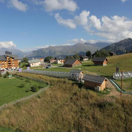 Renove Pour 4 Pers Avec Balcon Sud Pres Des Pistes Et Commerces - Fr-1-417-67